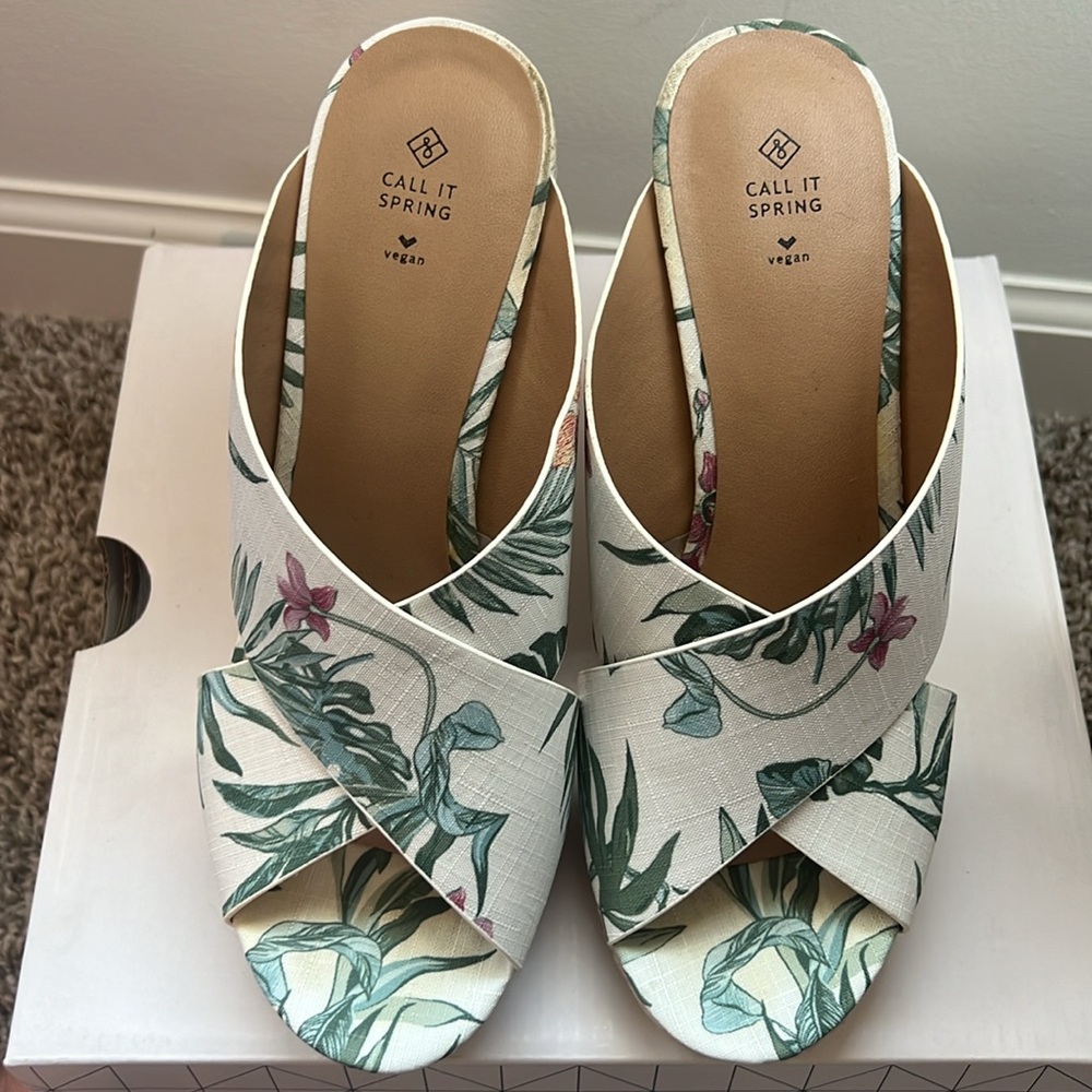 Wedges Call It Spring - Picture 2 of 4
